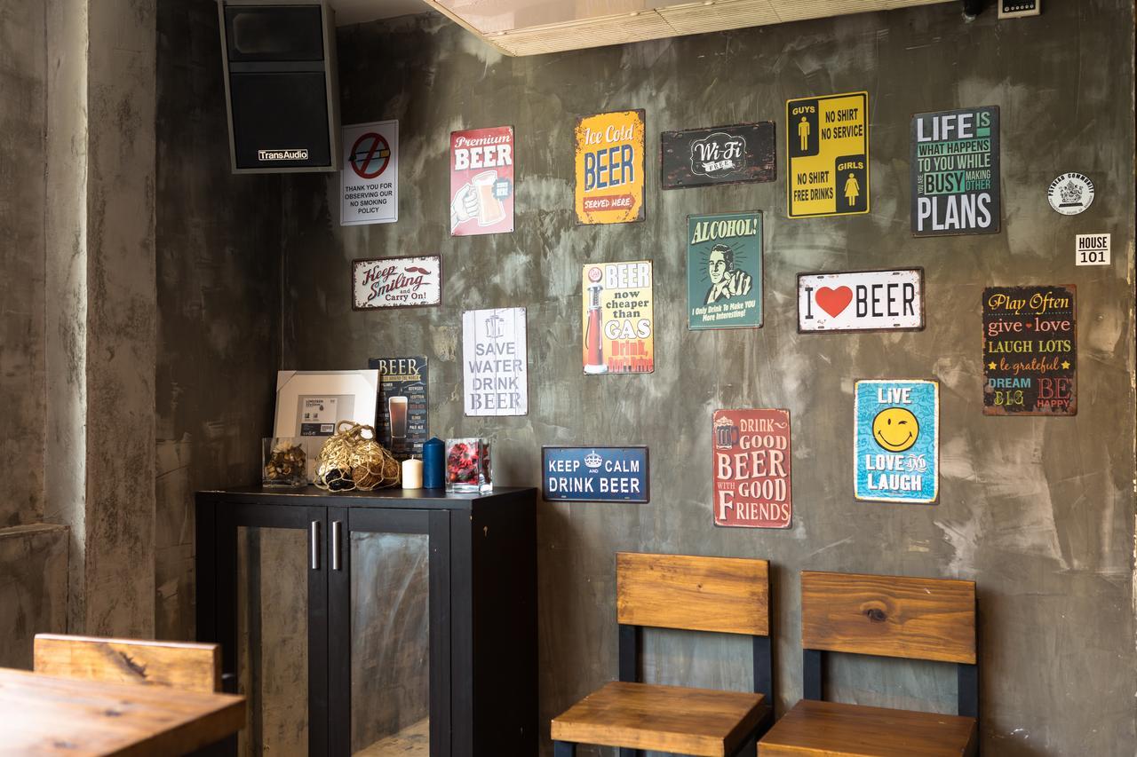 Revolution Hostel Asoke Bangkok Exteriér fotografie